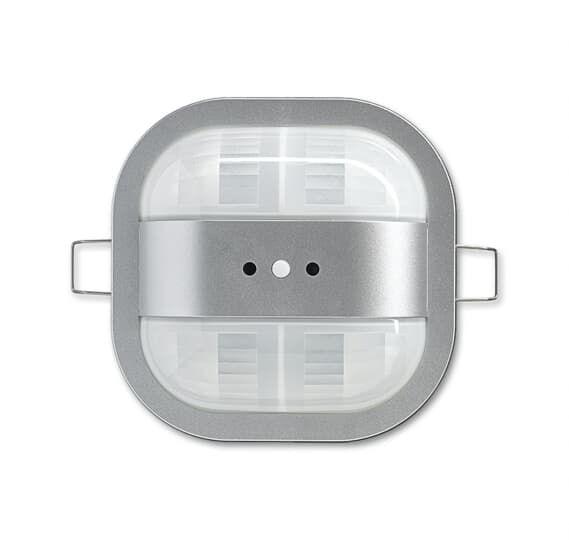 Датчик присутствия 6131/50-183-500 KNX коридорный серебристый алюм. ABB 2CKA006132A0400